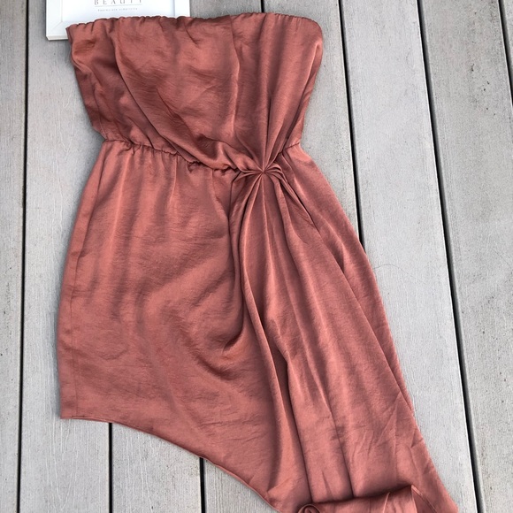 NWT EXPRESS strapless asymmetrical hem dress sz M - Picture 10 of 10